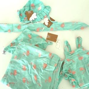 Angel Dear Flamingo Muslin Set